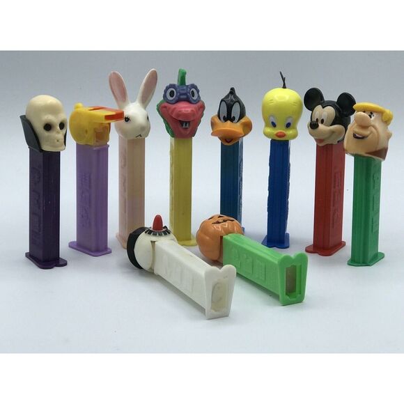 Pez Dispenser Lot‎ of 10- Rare 1990s - Disney/ Flinstones / Tweety bird - Picture 1 of 10